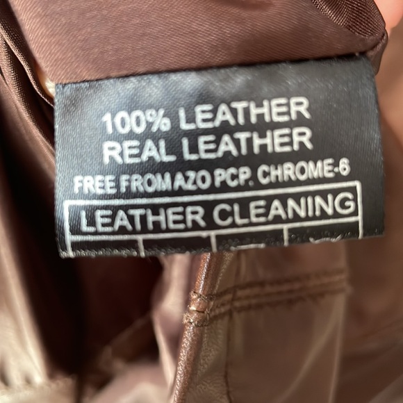 Brown leather jacket - Picture 5 of 6